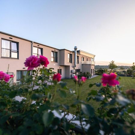 Weinzuhause Hotel-Restaurant-Vinothek Mommenheim Zewnętrze zdjęcie