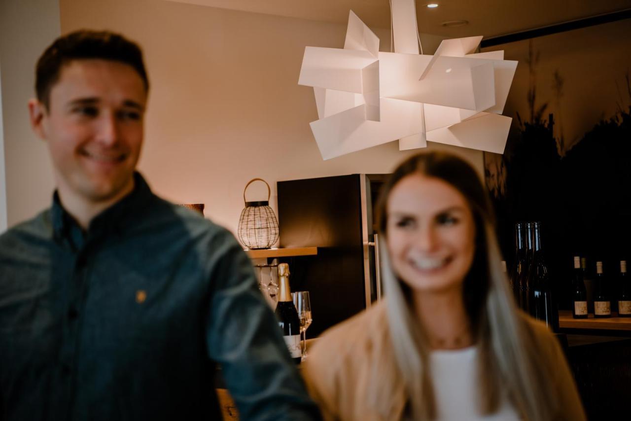 Weinzuhause Hotel-Restaurant-Vinothek Mommenheim Zewnętrze zdjęcie