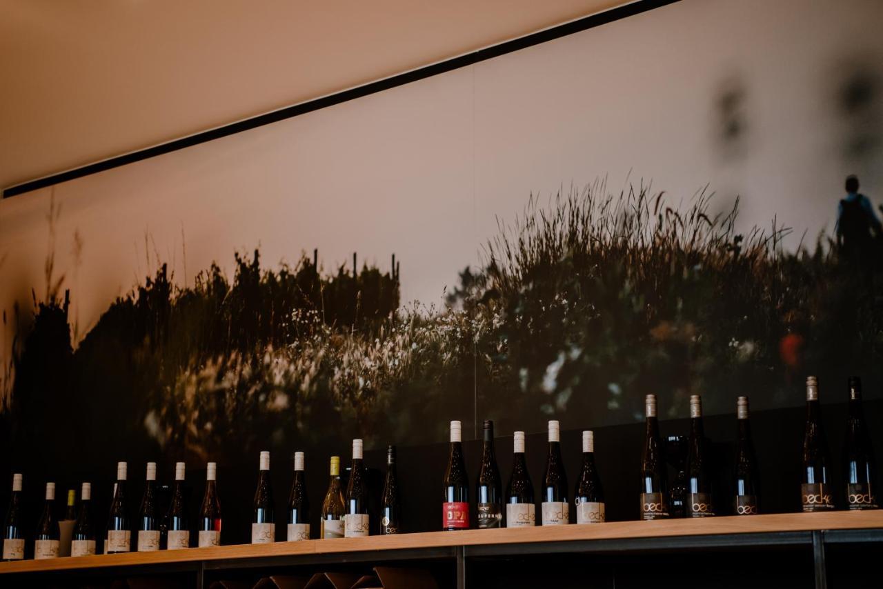 Weinzuhause Hotel-Restaurant-Vinothek Mommenheim Zewnętrze zdjęcie