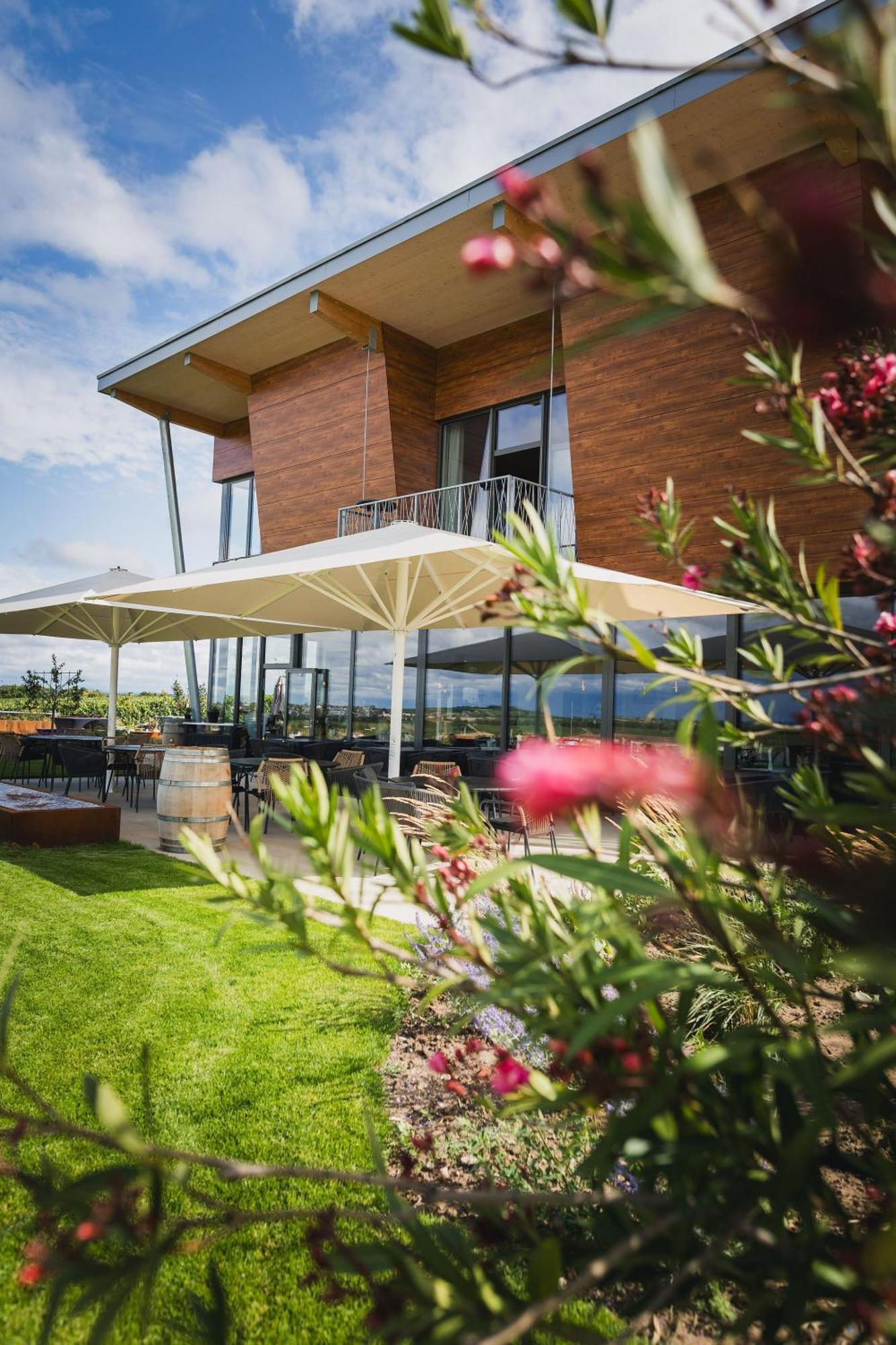 Weinzuhause Hotel-Restaurant-Vinothek Mommenheim Zewnętrze zdjęcie